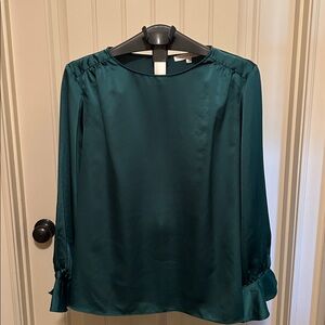 Preston & York long sleeve satin emerald green blouse. Size L